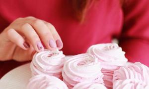 Калорийность зефира: правила употребления сладости при похудении Противопоказания к употреблению зефира
